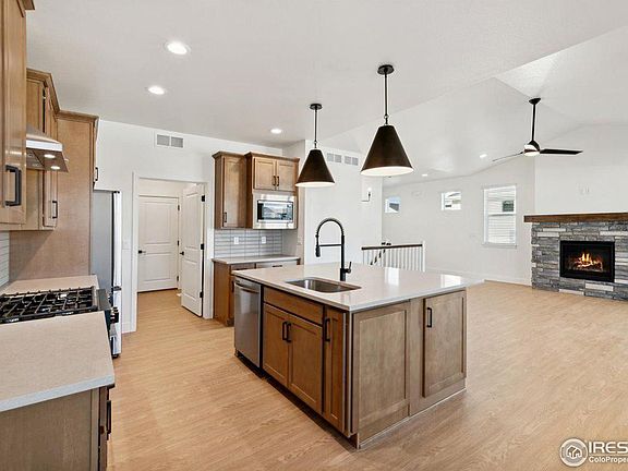 3rd image of 417 Red Jewel Dr