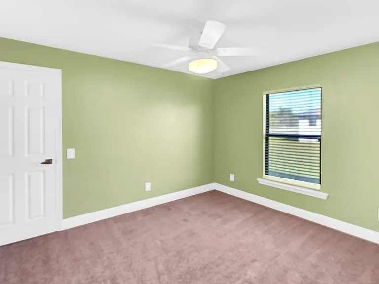 606 Morningmist Ln — Photo 13