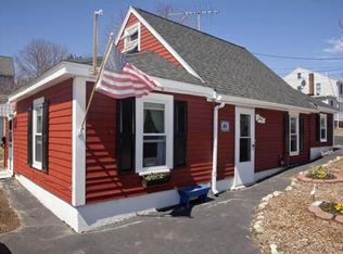 22 Rockview Rd, Hull, MA 02045