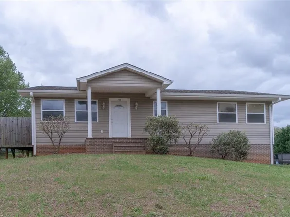 2160 Harper Rd, Clemmons, NC 27012