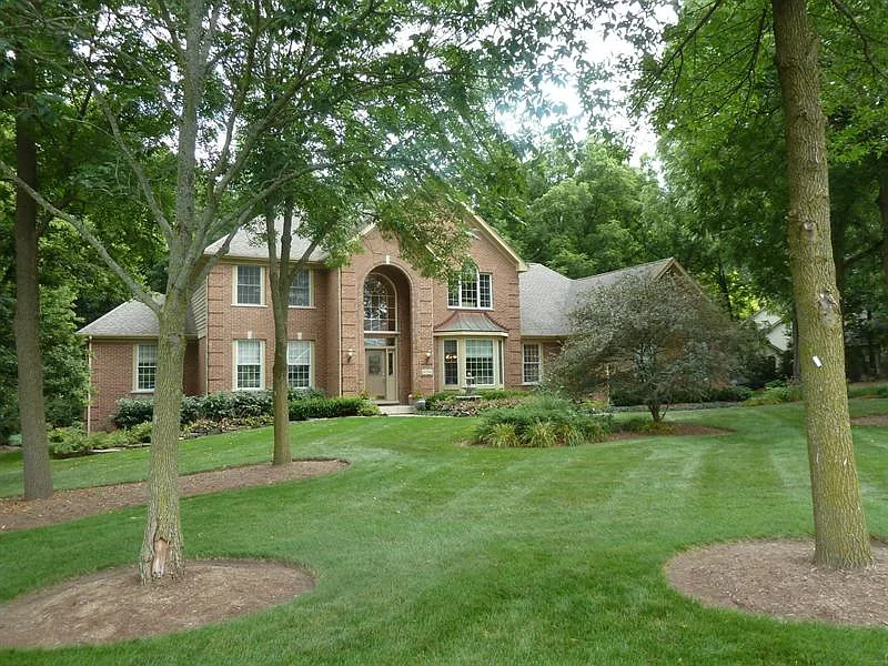 8206 Red Bark Ln photo 1