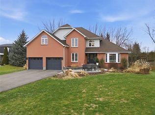 9 Cornelia Ct, Flamborough, ON L8B 0Z9