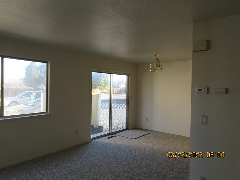1181 Townhouse Cir #B — Photo 5