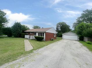 8125 S 84th Ave, Justice, IL