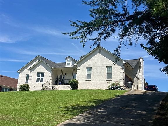 3rd image of 1668 Quail Ridge Dr