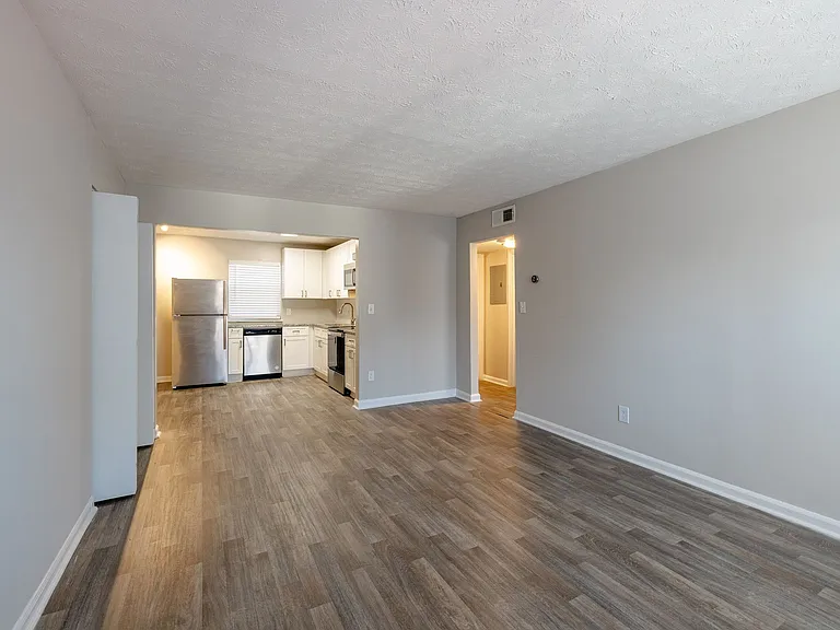 Westside Court | Modern Living in the Heart of Westside — Photo 6