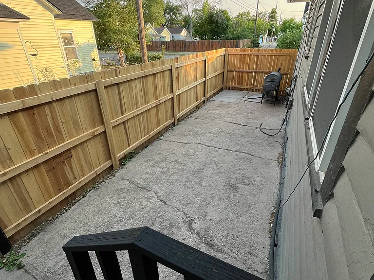 1915 Van Lennen Ave — Photo 27