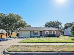 5207 S Travis St, Amarillo, TX 79110