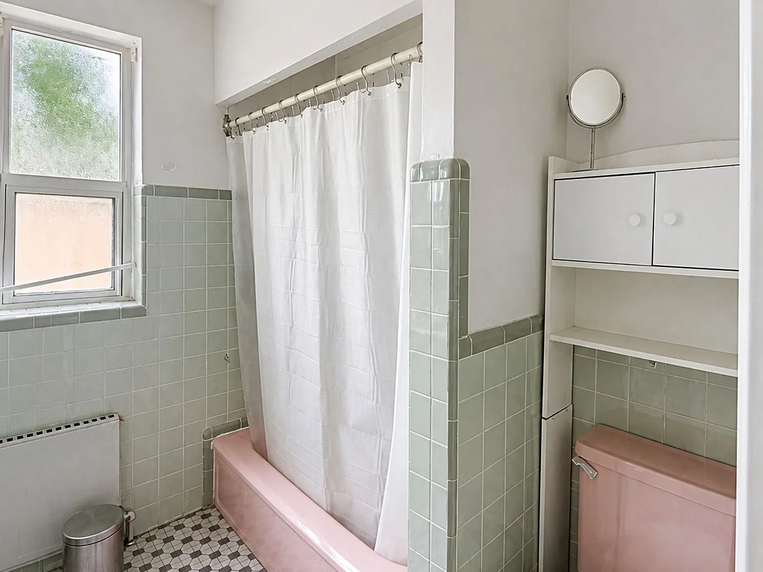 2 bed, $2,300 — Photo 4