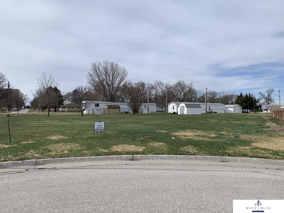 2nd image of 7 Luebbe Dr