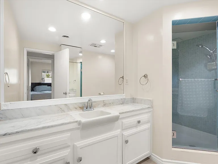 1200 E Ocean Blvd #57 — Photo 22