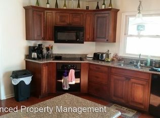 1516 Campus Rd, Manhattan, KS 66502