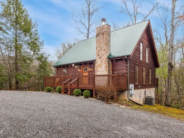 1245 Secona Way, Sevierville, TN 37876
