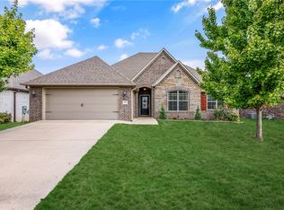 4004 SW Flintstone Way, Bentonville, AR 72713