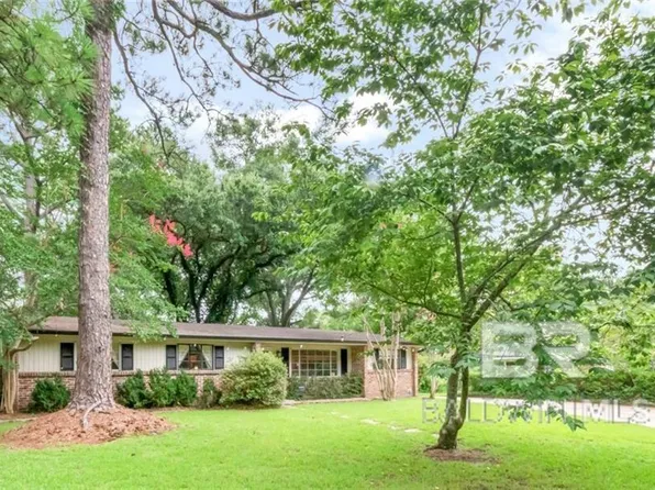 605 W Barksdale Dr, Mobile, AL 36606
