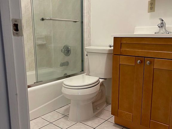 4th image of 1531 Pacheco St