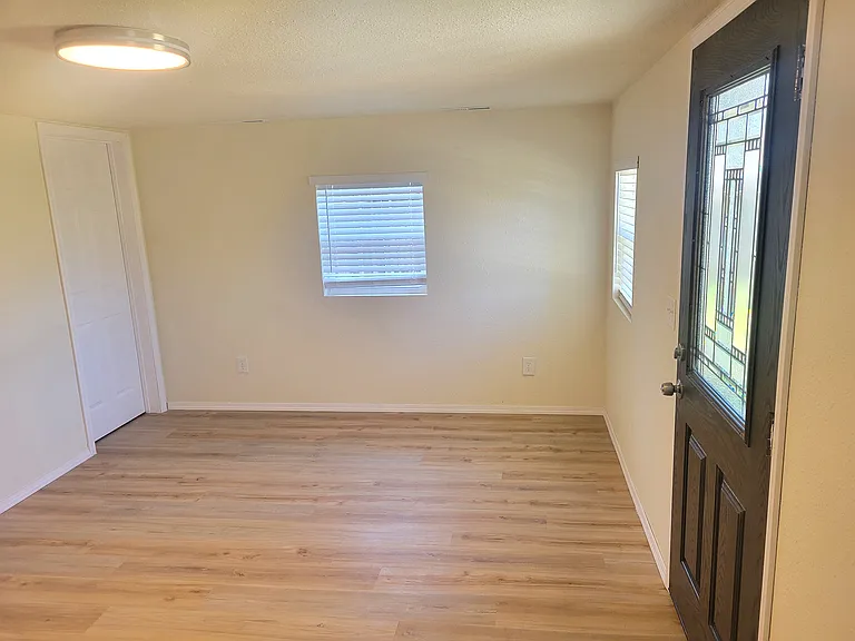 4638 Balsam Dr — Photo 8