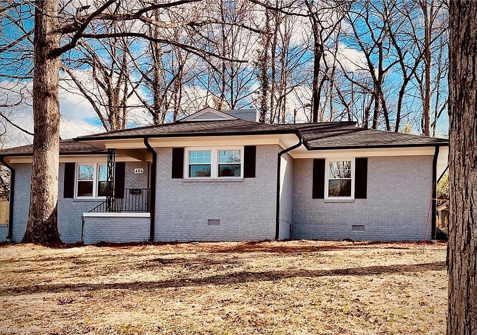 1st image of 406 E Greenway Dr N