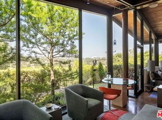 1024 Lindenwood Ln, Los Angeles, CA 90049