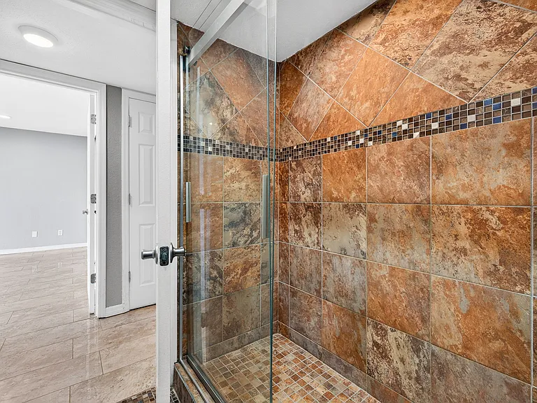 1303 SW 16th Ter #101 — Photo 14