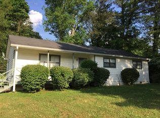 1889 Old Lost Mountain Rd, Powder Springs, GA 30127