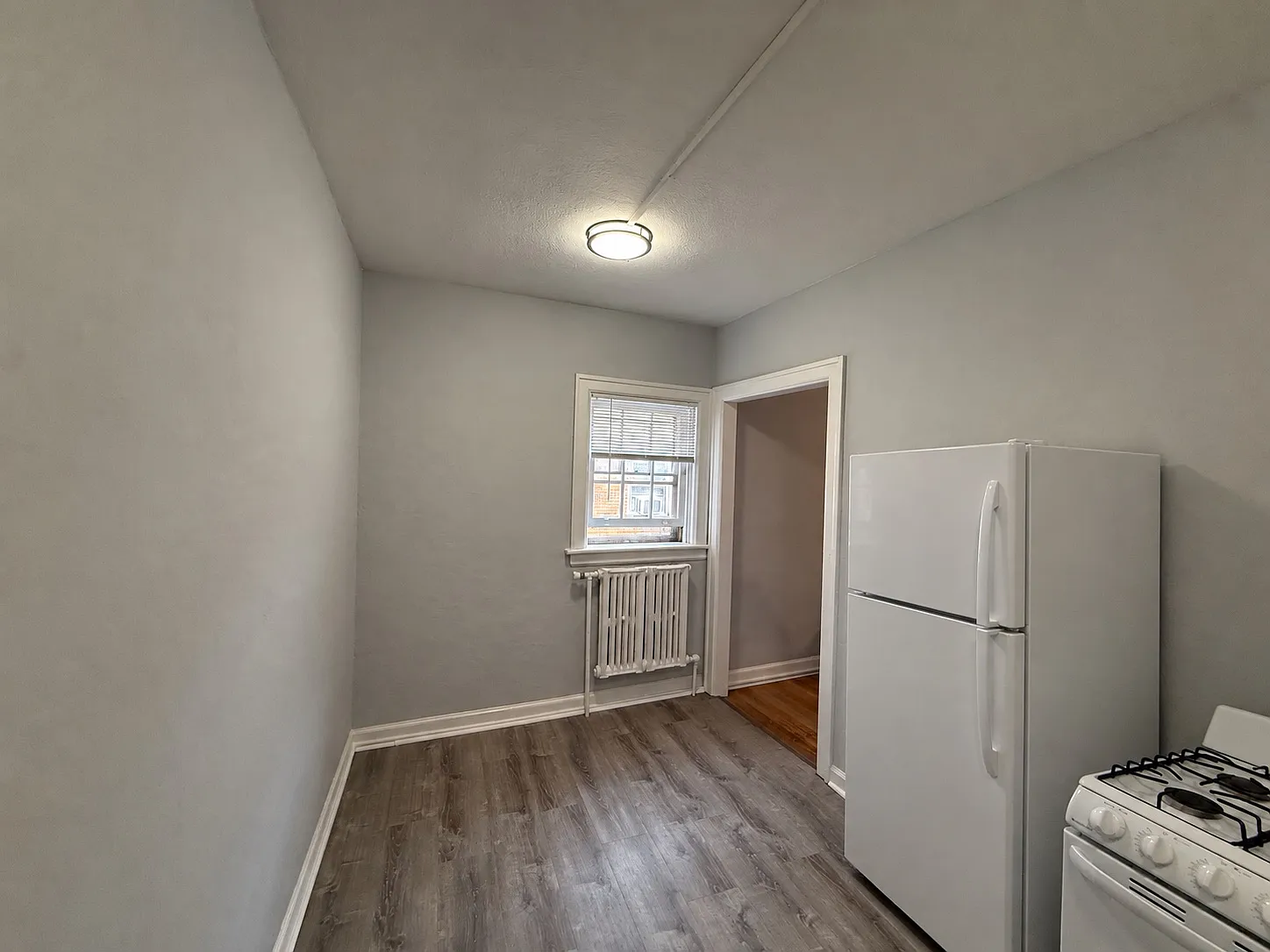 Studio, 450 sqft, $1,150 — Photo 3
