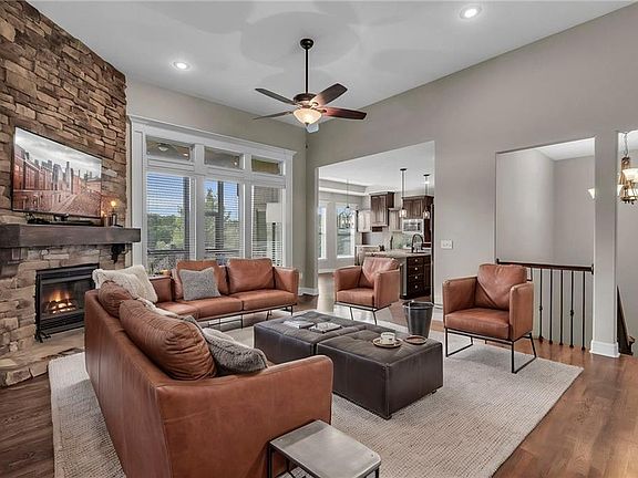 4th image of 12750 N Arbor Way