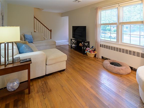 5th image of 6204 Dustin Dr