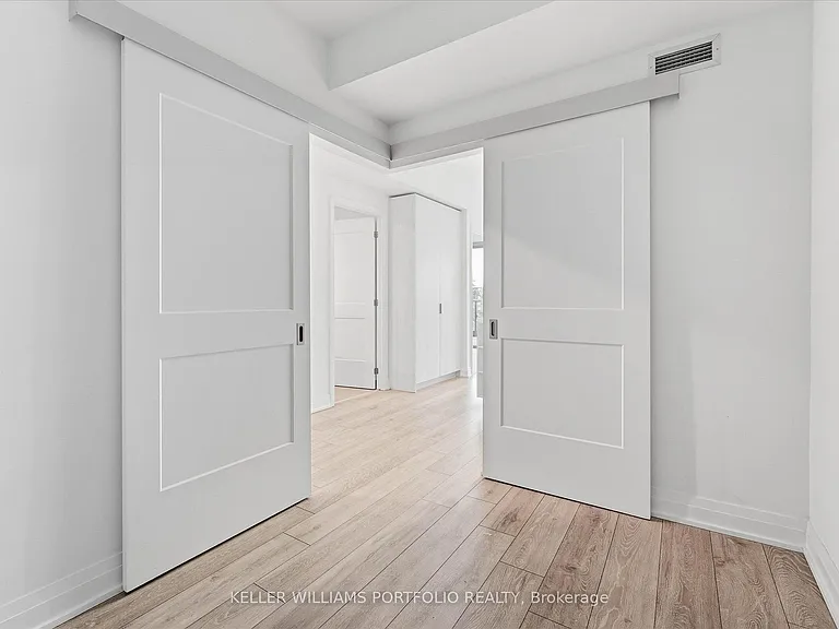 21 Park St E #506 — Photo 23