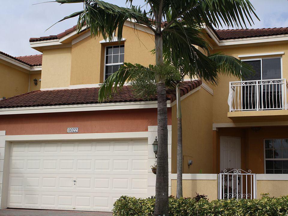 1st image of 8022 NW 116th Ave