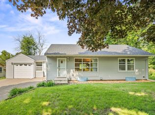 4932 Acorn Ridge Rd, Minnetonka, MN 55345