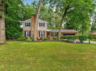 54744 Merrifield Dr, Mishawaka, IN 46545