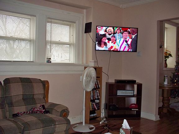 5th image of 12 Edgar Ave