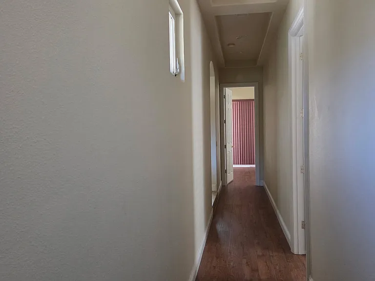 Hallway to bedrooms