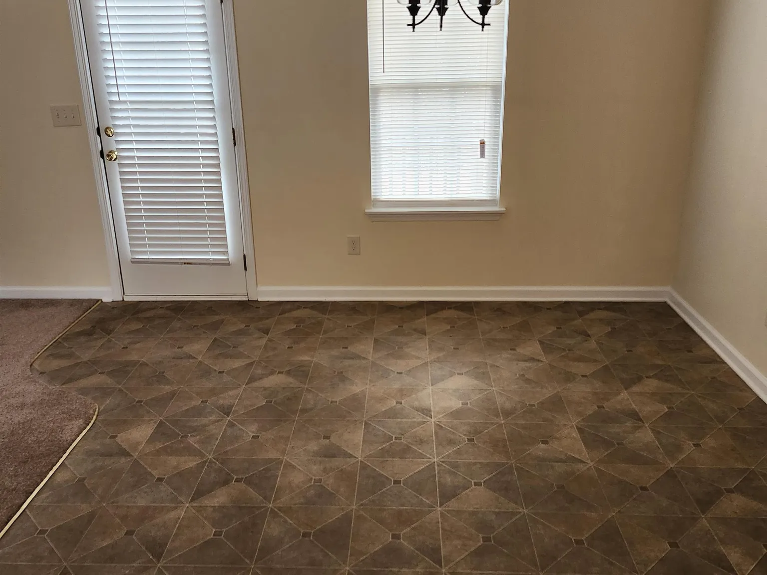 185 Hunters Trace - 1 — Photo 3