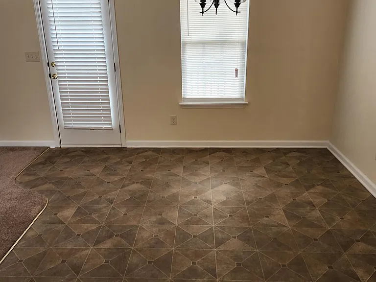 185 Hunters Trce — Photo 12