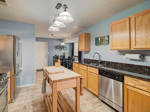 5th image of 11209 Campo Del Oso Ave NE
