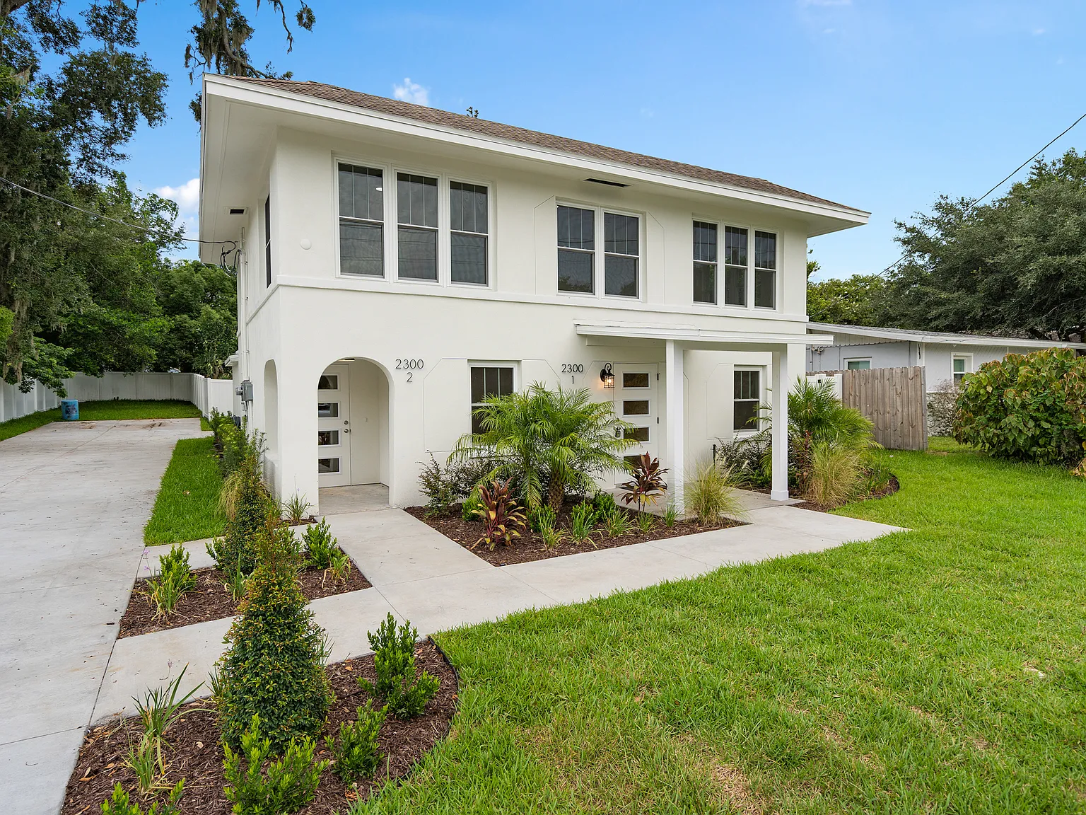 6 bed, 1744 sqft, $5,500 — Photo 2