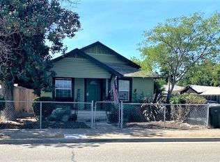 945 Poplar St, Oakdale, CA