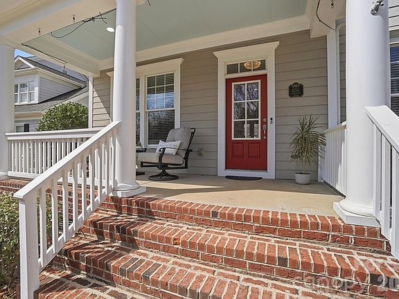 3rd image of 4261 Birkshire Hts