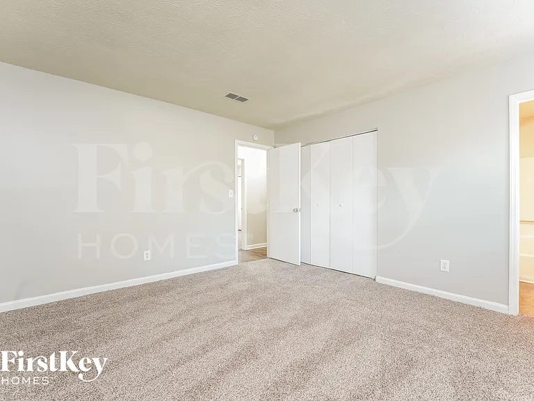 5534 Petite Ct — Photo 8