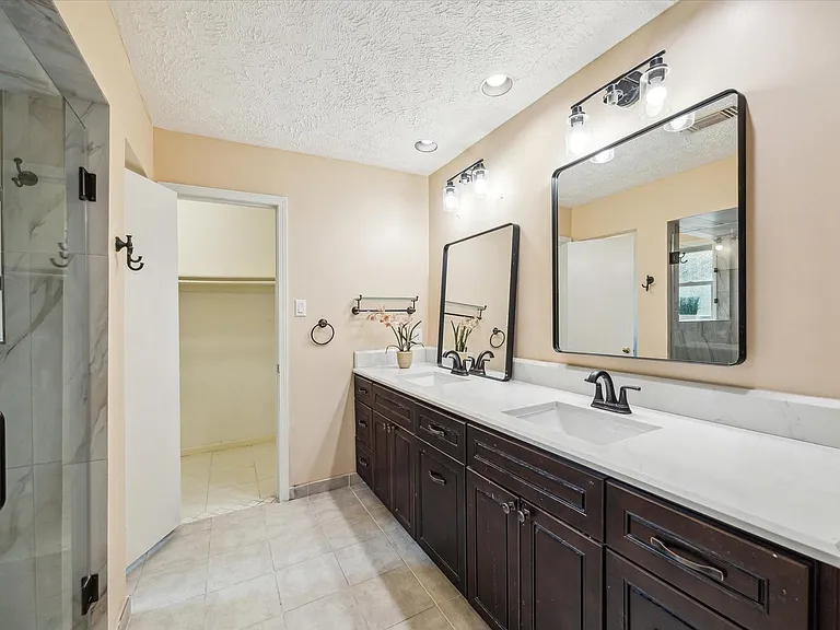 21423 Park Valley Dr — Photo 15