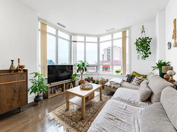 23 Rean Dr #901, Toronto, ON M2K 0A5