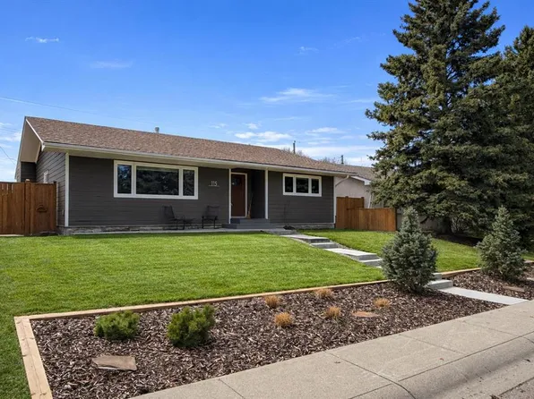 115 N Lake Wasa Pl SE, Calgary, AB T2J 3N5