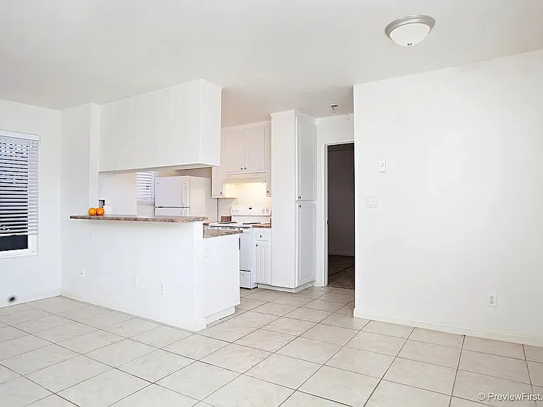 3780 Swift Ave #7 — Photo 3
