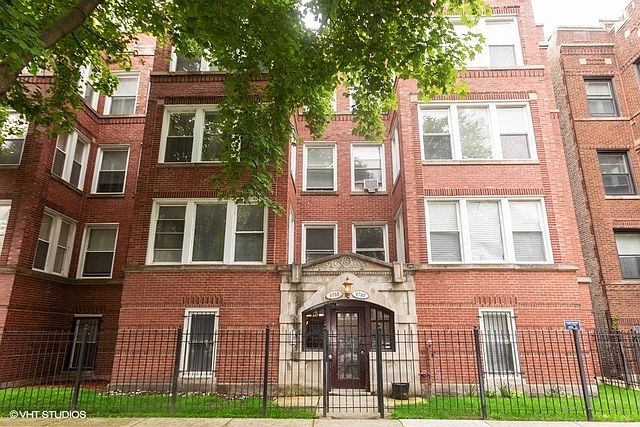 1st image of 6752 S Clyde Ave #1