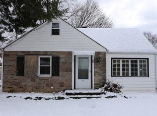 6 Sunnyside Ave, Middletown, NY 10940