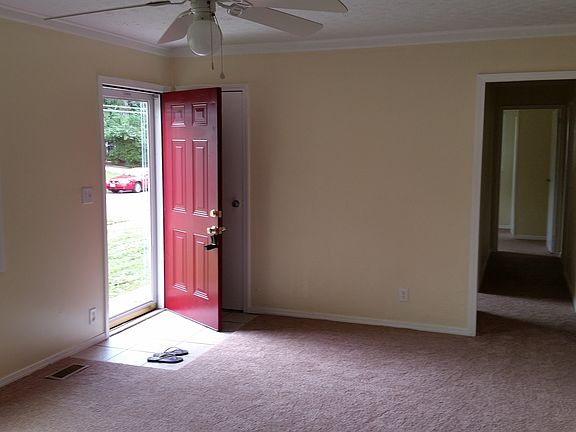 3rd image of 2016 Reardon Dr