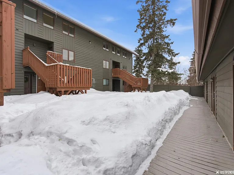 1430 Bridgeway St #13 — Photo 25