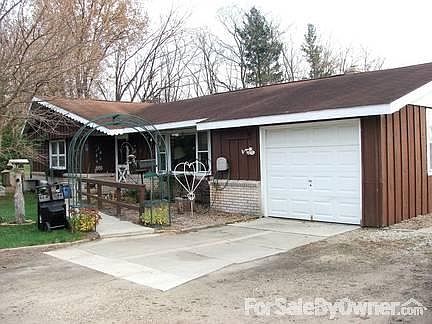 2nd image of 10145 County Highway Y